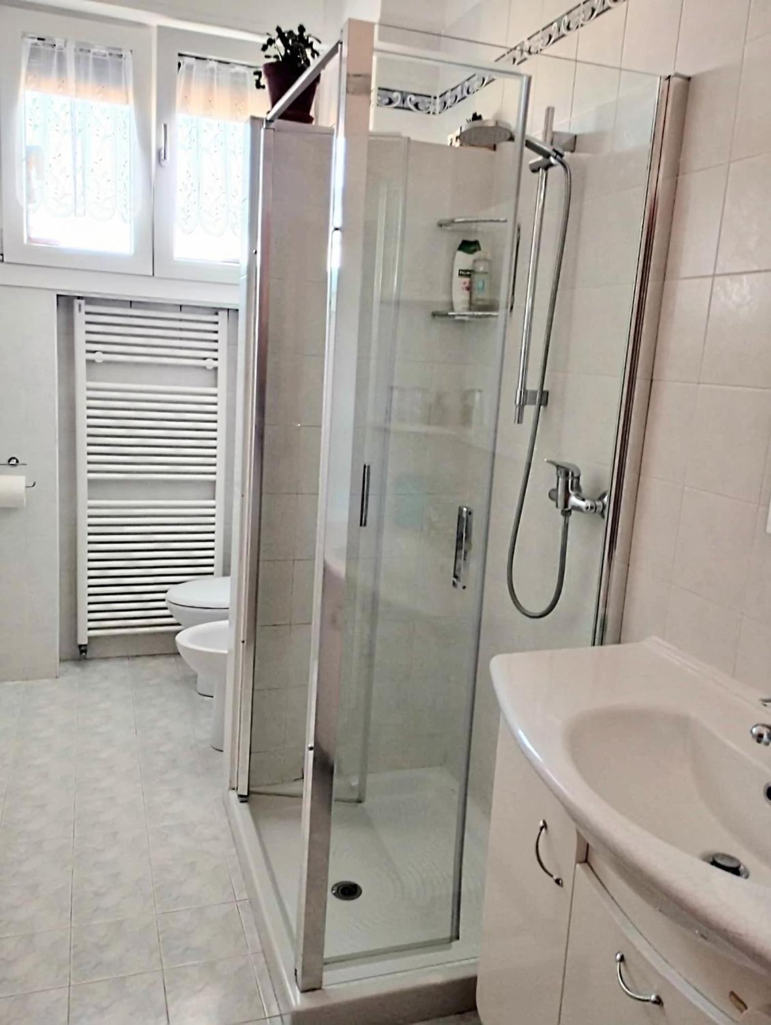 Private Room And Bathroom Close To Piazzale Roma In Venice Mestre Exterior photo